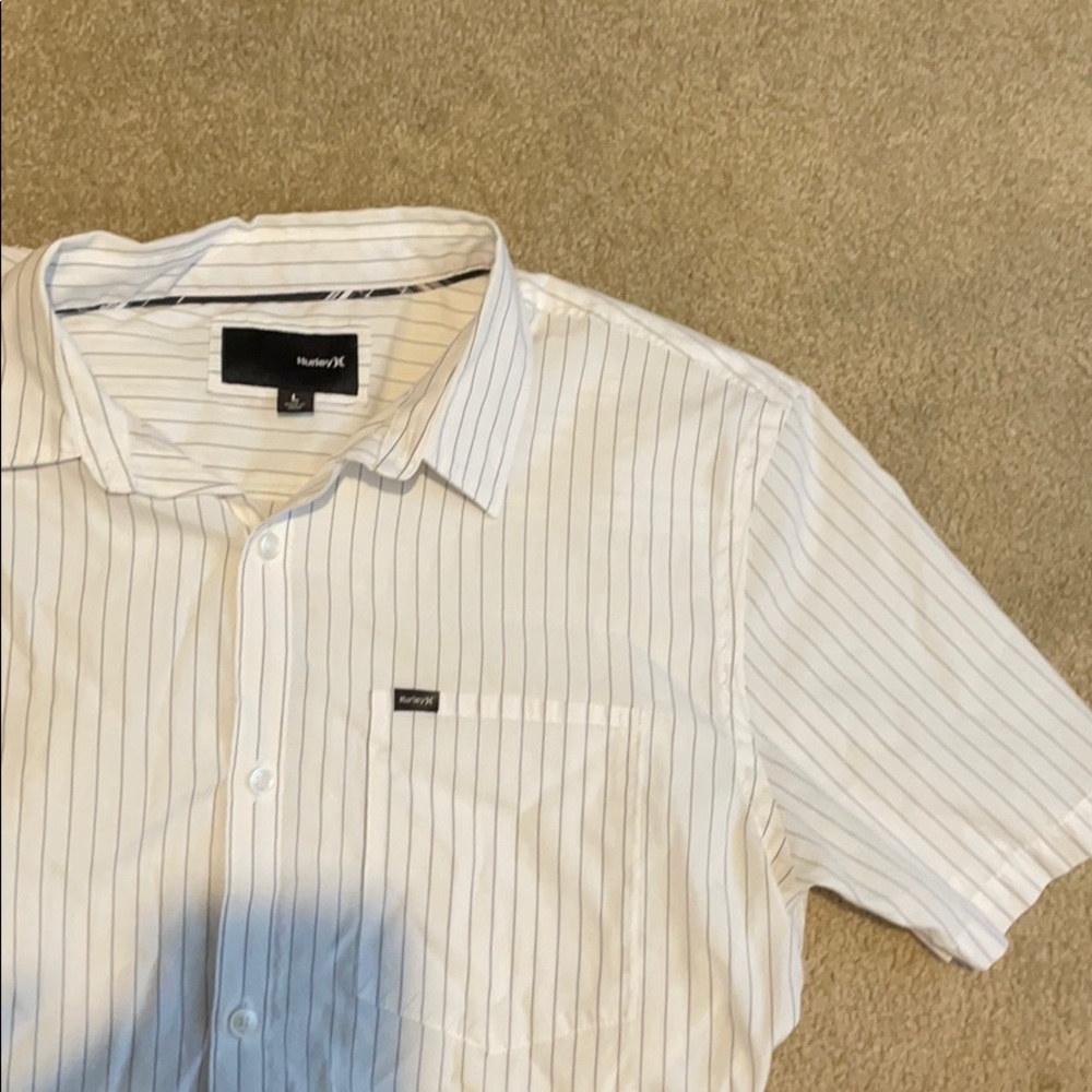BRAND NEW Hurley Short Sleeve Button Down shirt